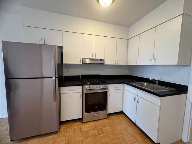 Foto del edificio - 1829 26th Ave