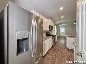 Building Photo - 749 Brown Thrasher