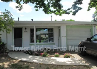Building Photo - 5645 Johns Dr