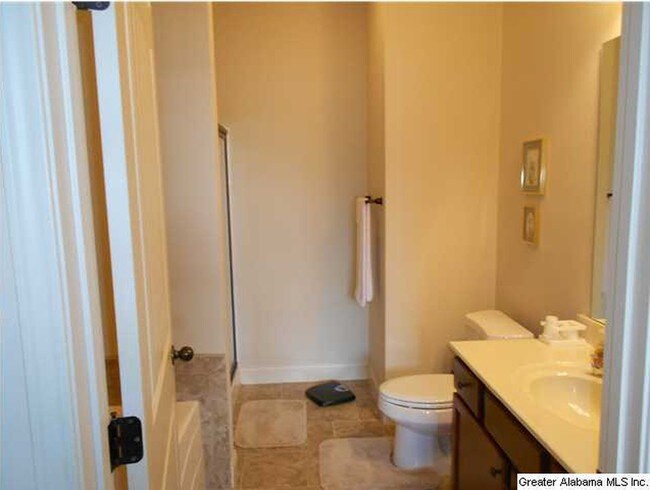 Master Bathroom - 612 Riverhaven Pl