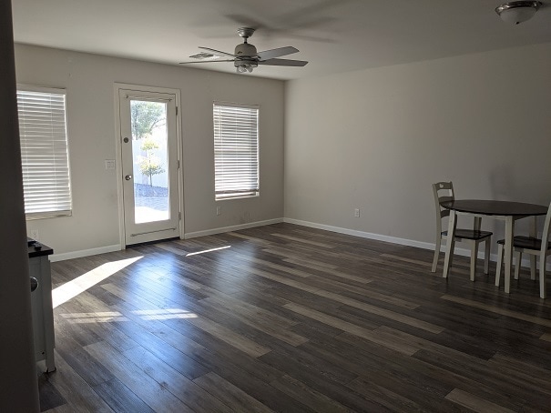 Building Photo - 627 9th Pl