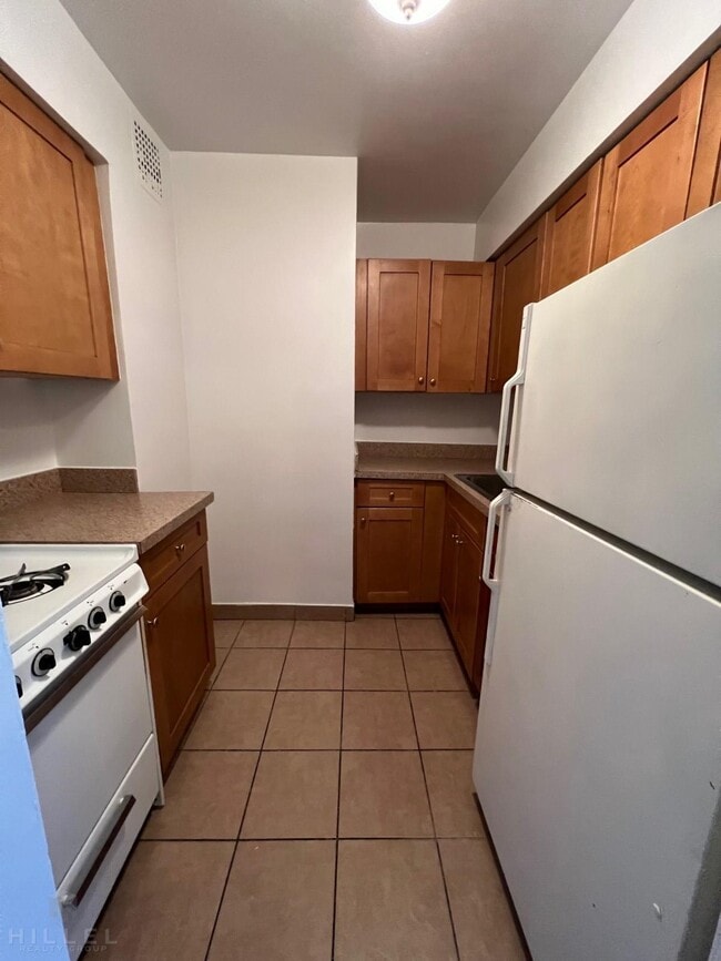 Building Photo - Beautiful 1Bed/1Bath in QUEENS VILLAGE!  N...
