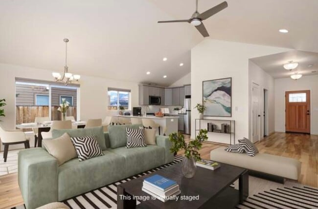 Building Photo - 306 E Rapp Rd