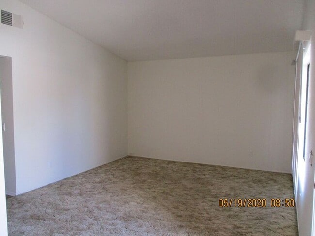 Building Photo - 28244 Encanto Dr