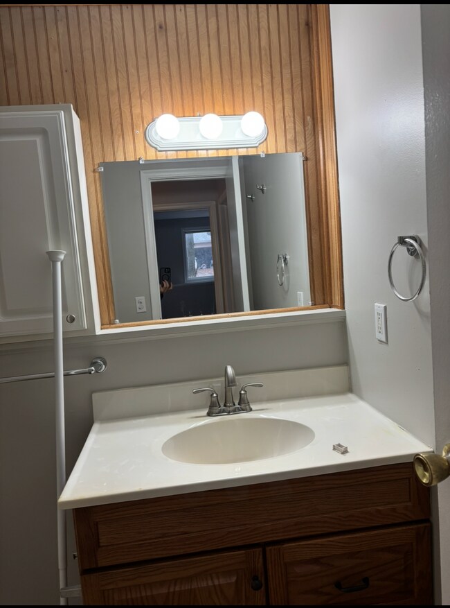 Baño - 6332 Norburn Way