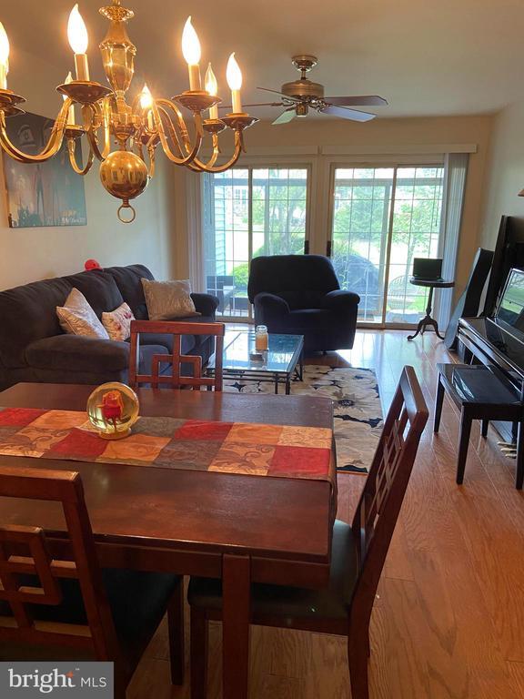 Foto del edificio - 8 Benjamin Franklin Dr