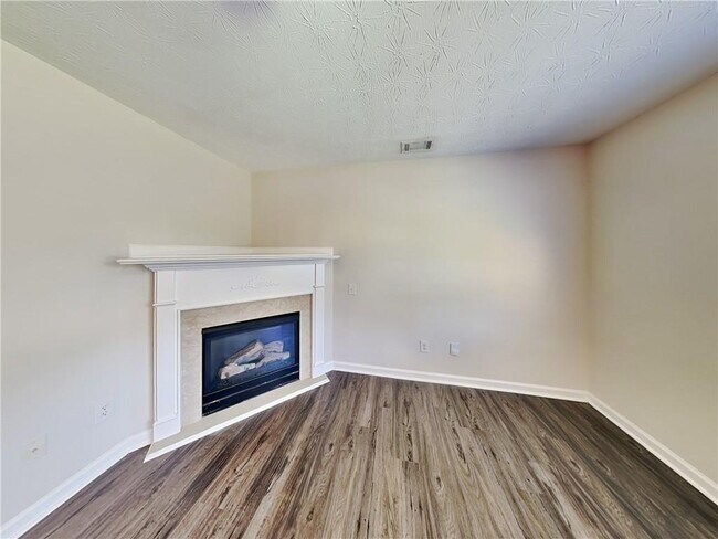 Foto del edificio - 35 Belmont Park Ln