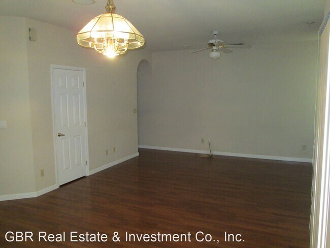 Building Photo - 3 br, 2 bath House - 103 Lynton Court