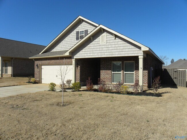 Building Photo - 105 Delilah Ln