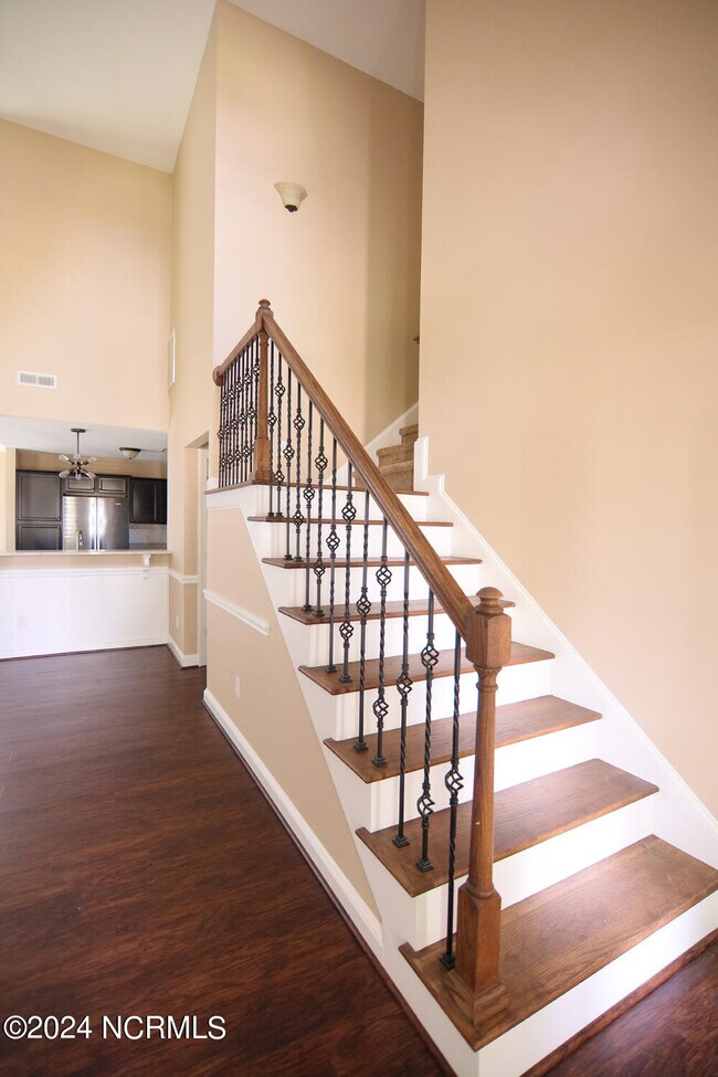 Foto del edificio - 2301 Great Laurel Ct