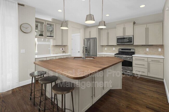 Foto del edificio - 3675 Willow St