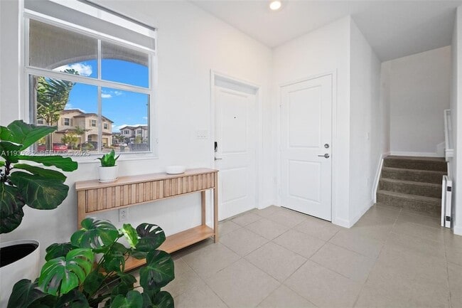 Foto del edificio - 2400 SE 29th St