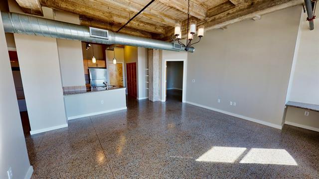 Foto del edificio - 221 W Lancaster Ave