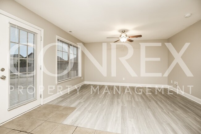 Building Photo - Brand New House with Conrex