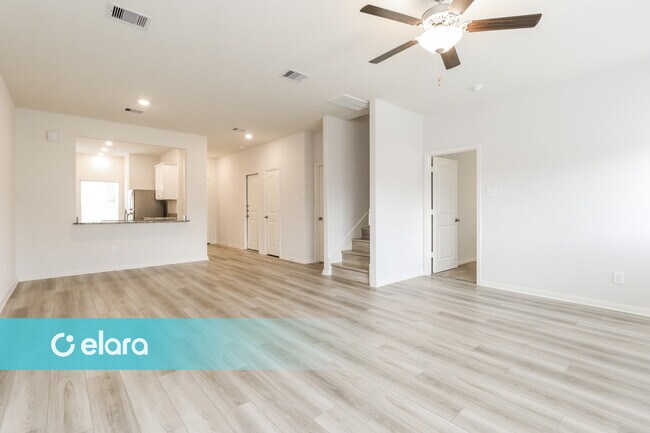 Foto del edificio - 10461 Sweetwater Creek Dr