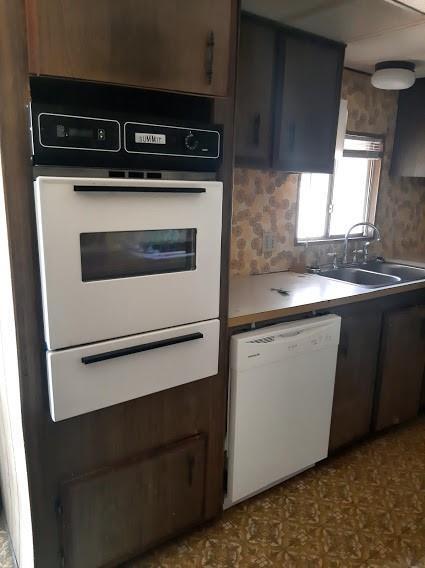 Building Photo - 3373 Beltway S