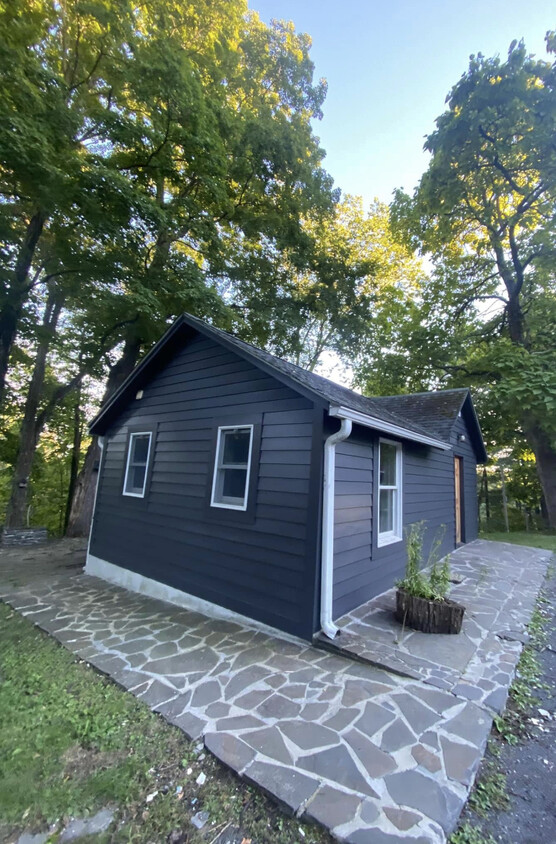 Super cute nature cottage - 72 Kenozia Lake Rd