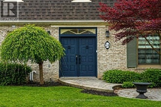 Building Photo - 24 Laureleaf Rd