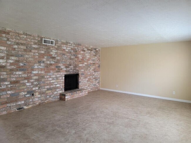 Building Photo - 4216 Belle Park Dr