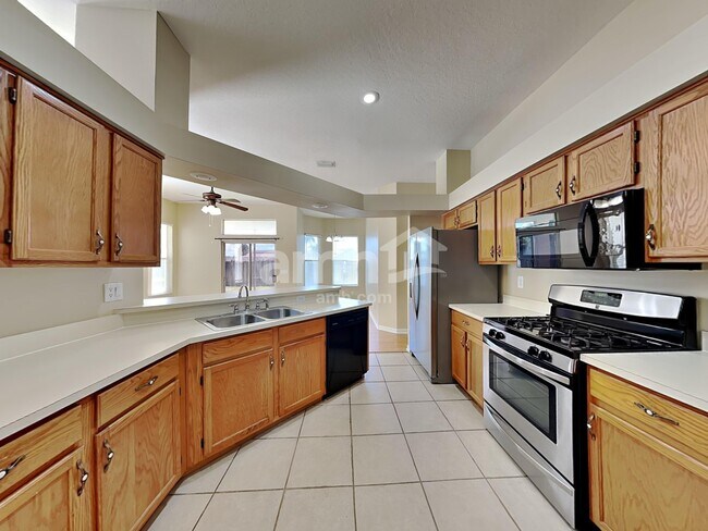 Foto del edificio - 2462 St Johns Ln