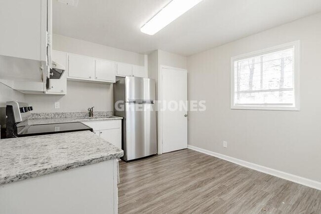 Foto del edificio - 4930 Bonnybrook Way