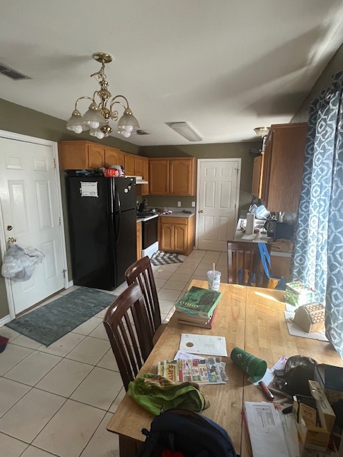 Building Photo - 1749 Lincoln Dr