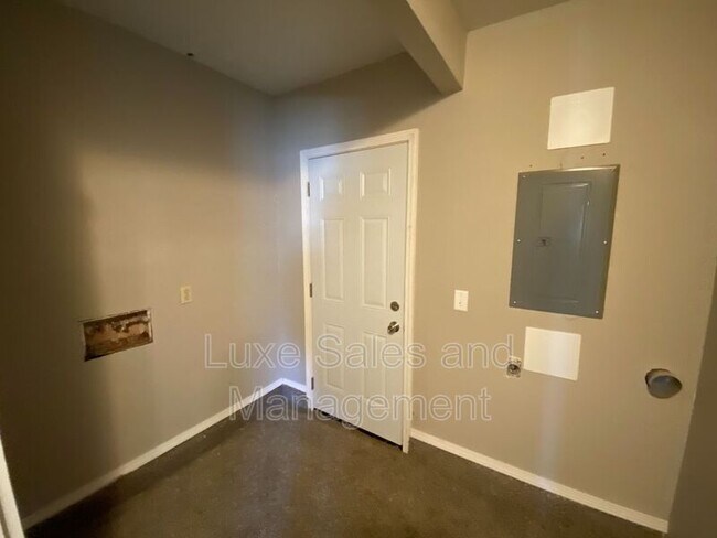 Foto del edificio - 3400 SW 51st St