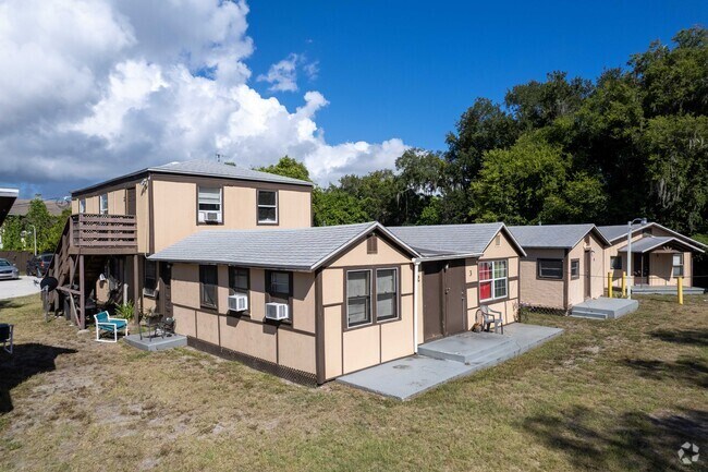 Guests are Afforded Individual Private Entrances - 212 Madison Ave