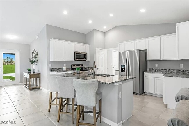 Building Photo - 418 NW 20th Terrace