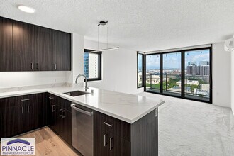 Building Photo - 615 Keawe St
