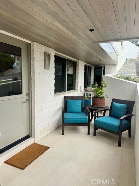 Building Photo - 200 Alta Vista Way