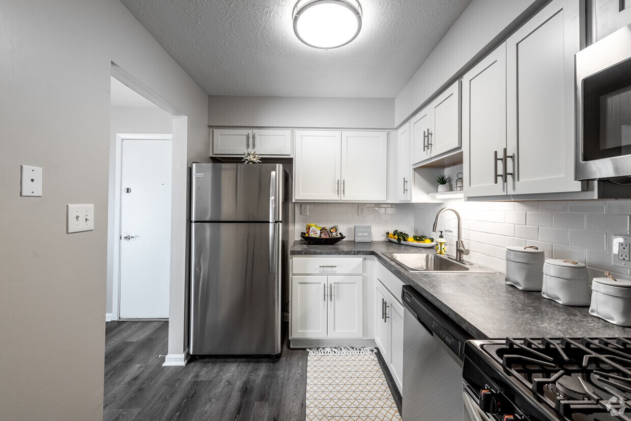 Jamestown Village Apartments Apartments 4809 Columbia Rd North Olmsted, OH