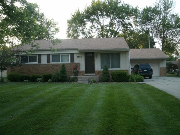 Primary Photo - 4054 Silver Birch Dr
