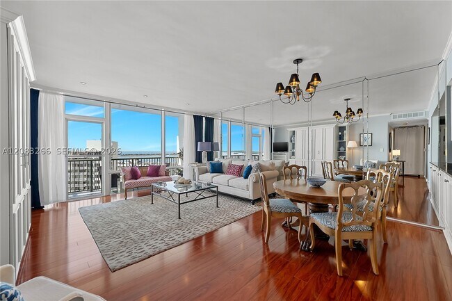 Building Photo - 1408 Brickell Bay Dr