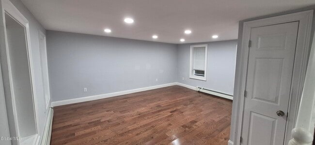 Foto del edificio - 22 Clermont St