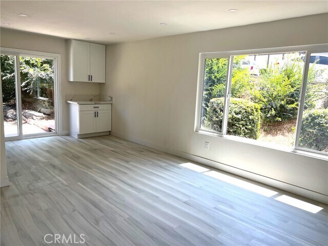 Foto del edificio - 1613 Naomi St