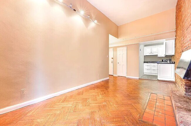 Foto del edificio - 106 E 30th St