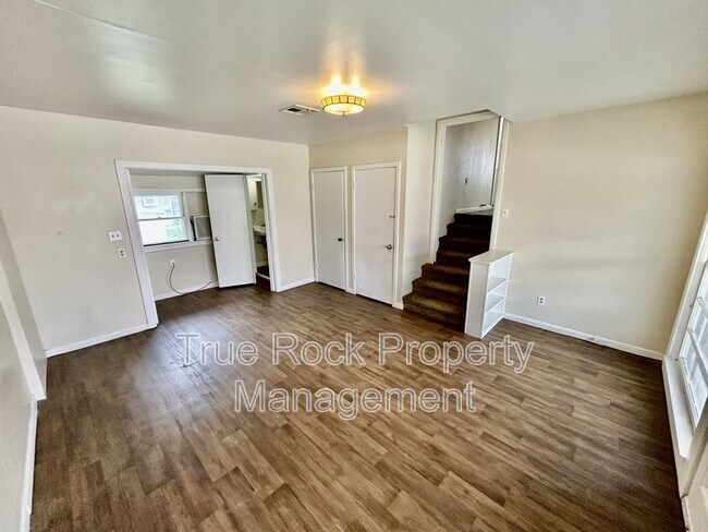 Foto del edificio - 427 S Center Ave