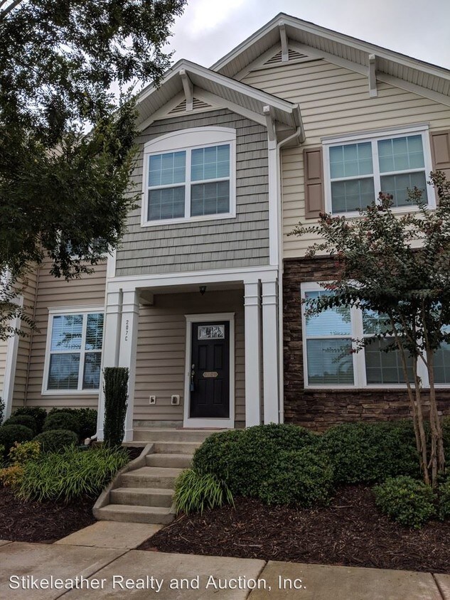 Foto principal - 207 Waterlynn Ridge Rd