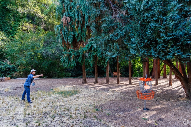 Chabot Park is a popular destination for disc golf enthusiasts in San Leandro.