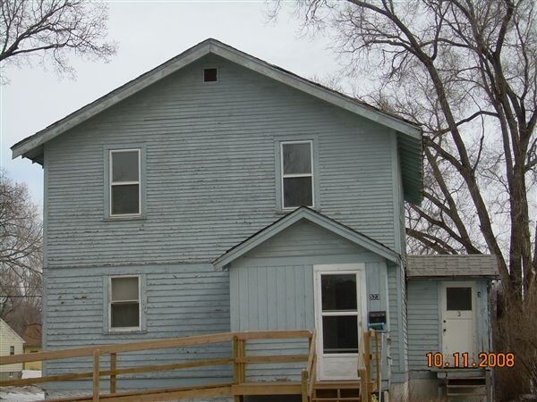 Foto del edificio - 2 br, 1 bath Apartment - 523 N 12th St. #3