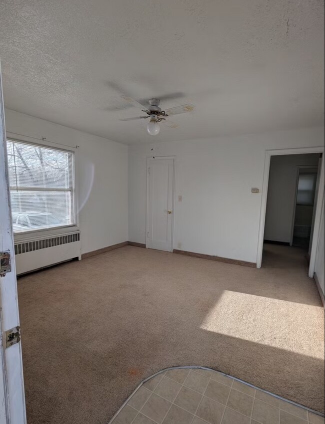 Foto del edificio - 129 N 100 E