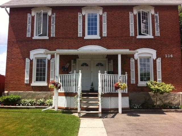 Building Photo - 356 Ritson Rd S