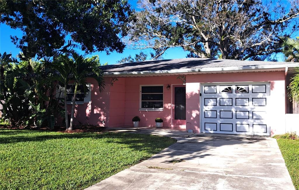 Foto principal - 2715 45th St S