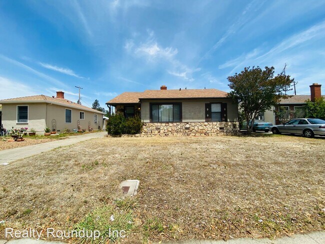 Building Photo - 3 br, 1 bath House - 6337 McMahon Dr