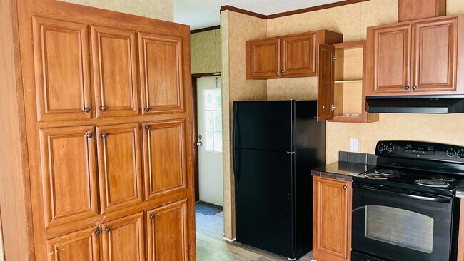 Foto del edificio - 14354 Devall Rd