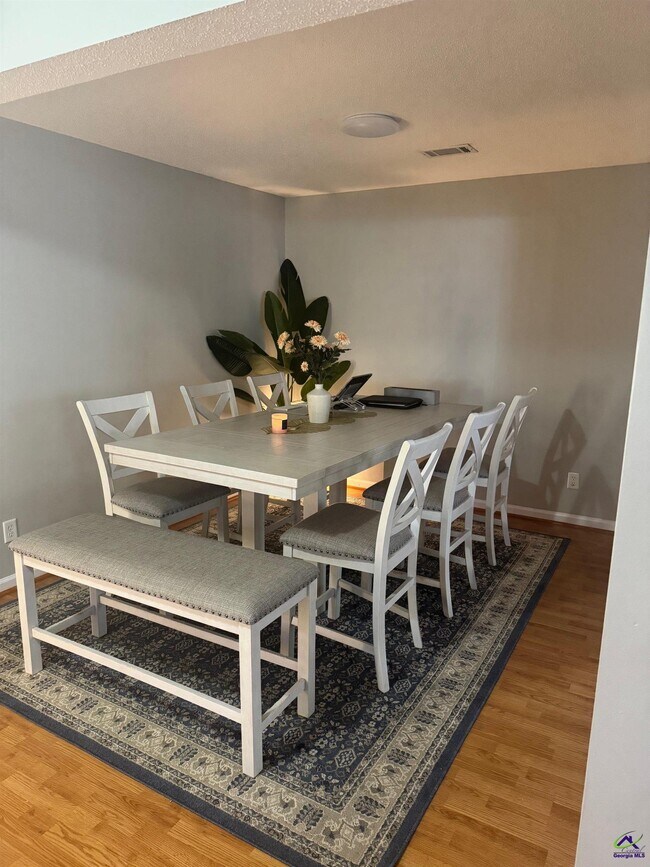 Foto del edificio - 113 Faybrook Dr