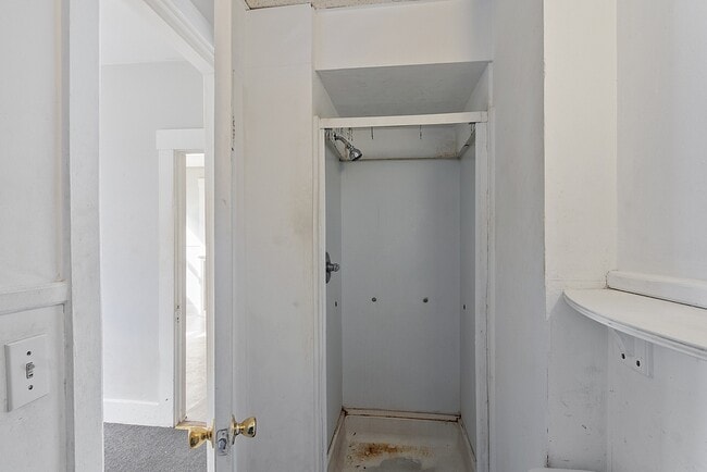 Building Photo - 5 Mount Vernon St