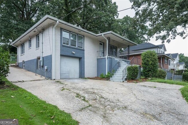 Foto del edificio - 257 Barfield Ave SW