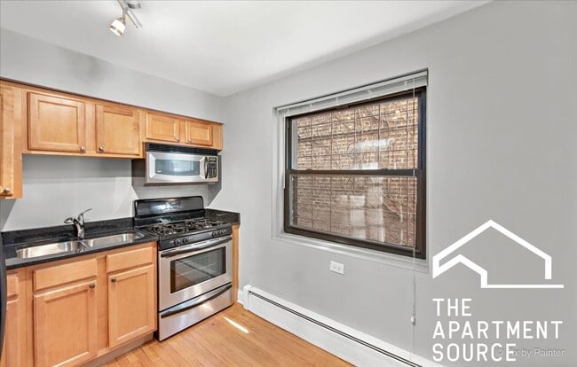 Foto del edificio - 7608 N Rogers Ave